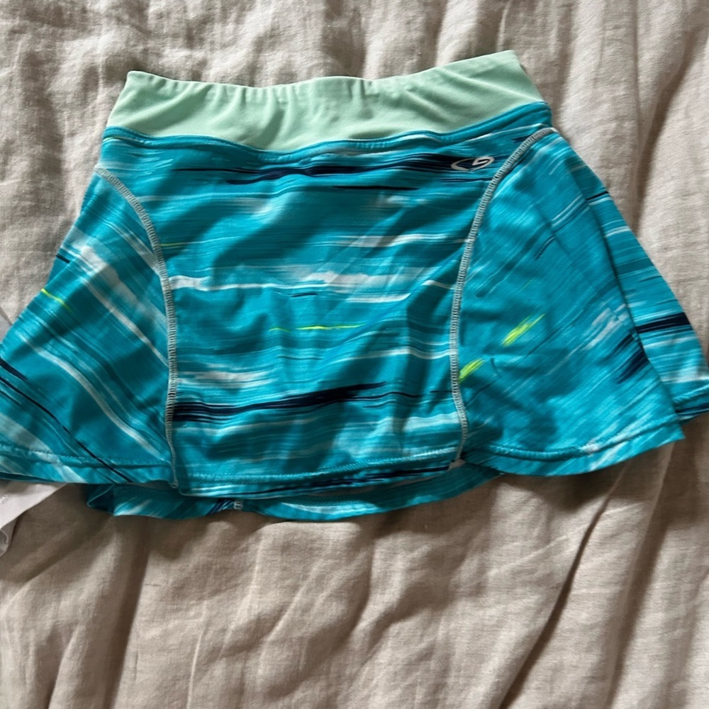 Champion White and Blue Striped Skorts - Picture 6 of 10